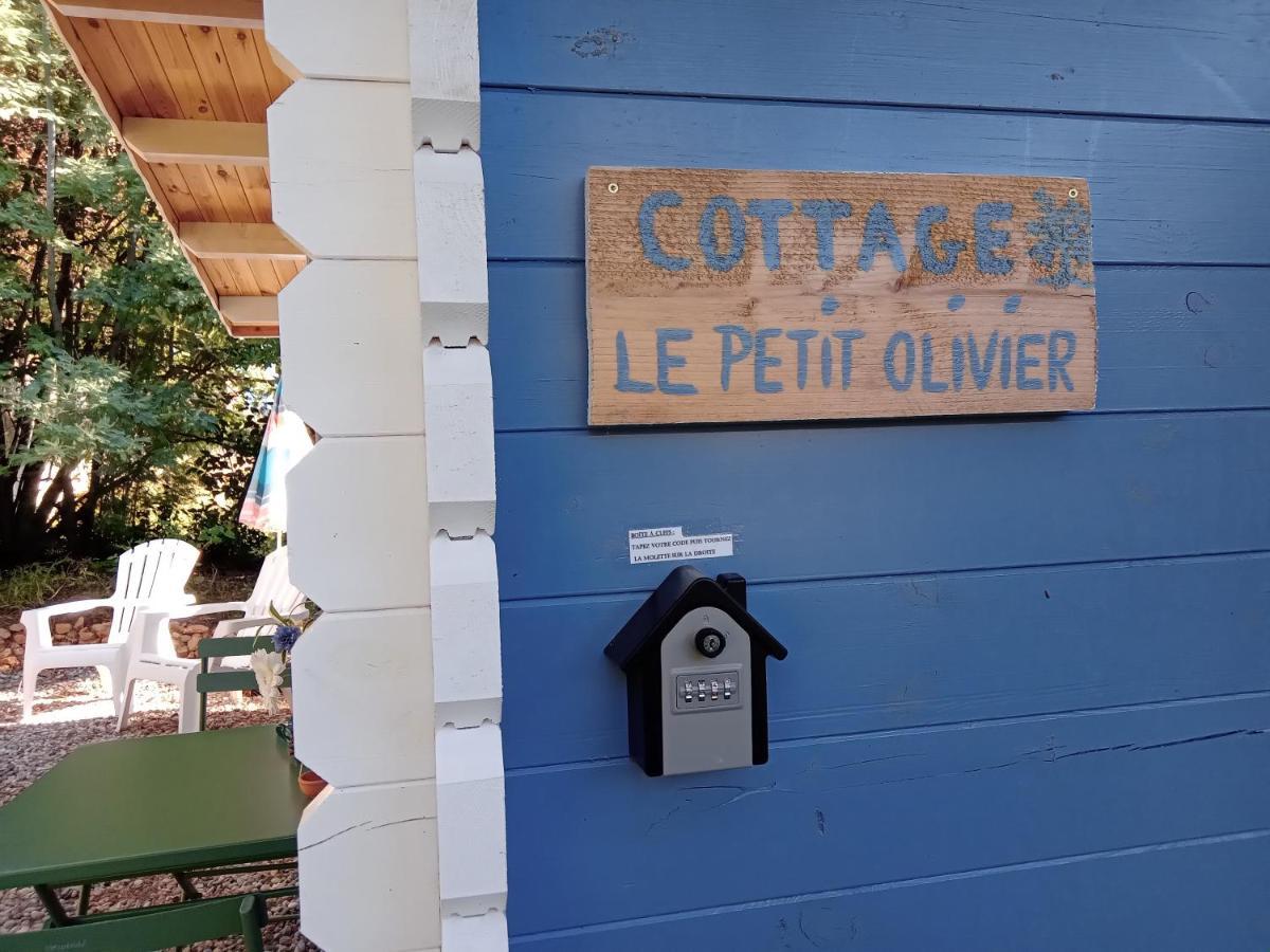 Chalet "Le Petit Olivier" Gites Appart 'Hotel L'Echappee Belle D'Aubenas Logement 2 Sur 3 Bagian luar foto